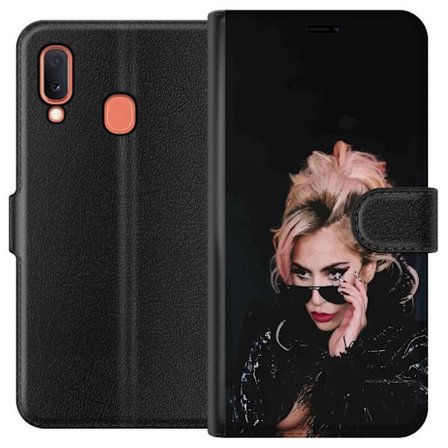 Kompatibelt Lommeboketui til Samsung Galaxy A20e Lady Gaga portrett med solbriller og dramatisk sminke i mørk glamorøs stil