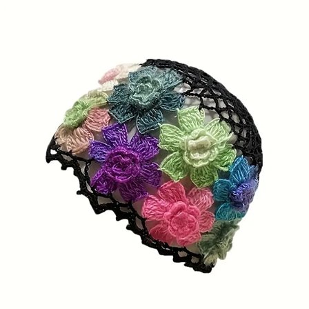 Håndlaget Boho Blomsterdekor Lue - Vintage Heklet Skull Cap for Kvinner - Klassisk Blomstrete Strikket Lue med Pustende Design