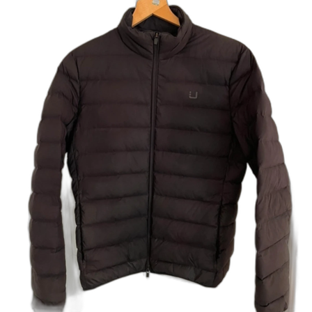 Svart pufferjacka från UBR