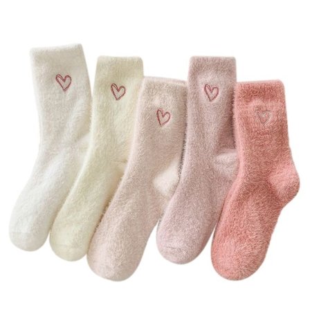 Bløde, varme sokker til hjemmet - Fluffy hvide hjerteformede sokker