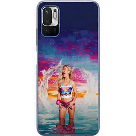 Yhteensopiva Puhelinkuori Xiaomi Redmi Note 10 5G Vaalea nainen kirjavia rantavaatteita pelaa meressä auringonlaskun aikaan