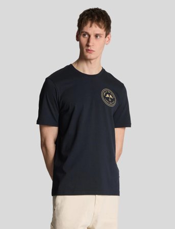 Lyle & Scott Game Of Two Halves Graphic T-Shirt - Black - S