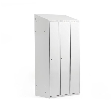 Kleiderspind CLASSIC mit Schrägdach, 3 Module, 1900 x 900 x 550 mm, grau