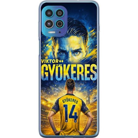 Kompatibelt Mobildeksel til Motorola Motorola Moto G100 Viktor Gyökeres fotballplakat i gult og blått med dramatisk stadionbakgrunn, sportillustrasj