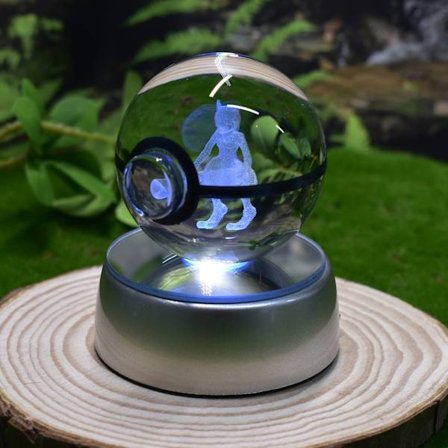 Kristallkula samlarobjekt, en gåva till anime-fans, med en färgstark ljusbas, en födelsedagspresent till barn.