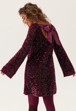 Pieces-Pckam Ls Deep Back Bow Dress-M