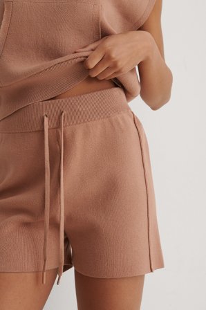 MANGO - Lunera Shorts - Shorts med høyt liv - Rosa - Small