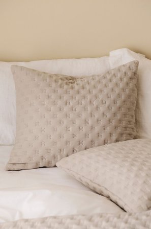 &Home - Tyynynpäällinen Heaven Dottie - Beige - Koristetyynyt & tyynynpäälliset - 50X60 - - Homeroom