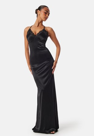 Goddiva - Satin Lace Trim Maxi Dress - Black - Kläder - - Bubbleroom