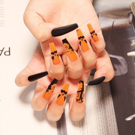 24 stk Halloween Fake Nails Gresskar Nails Trykk på negler