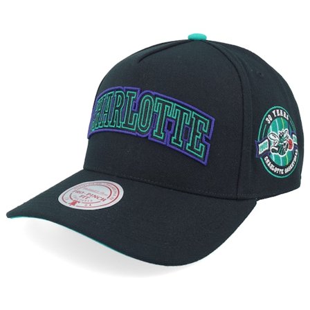 Mitchell & Ness - Negro adjustable Gorra - Charlotte Hornets Class Act Pro Hwc Black A-Frame Adjustable @ Hatstore