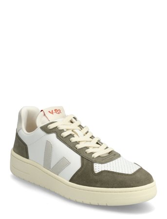 Veja V-82 - White - 40