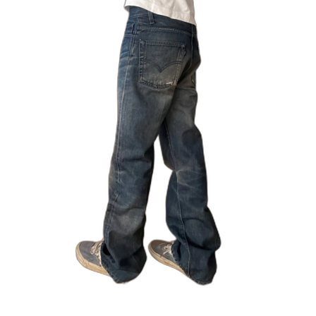 Levis jeans