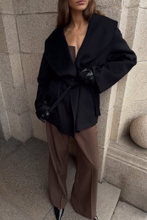 NA-KD Kort kappa i ullblandning med bälte - Vårjackor - Svart - EU 44