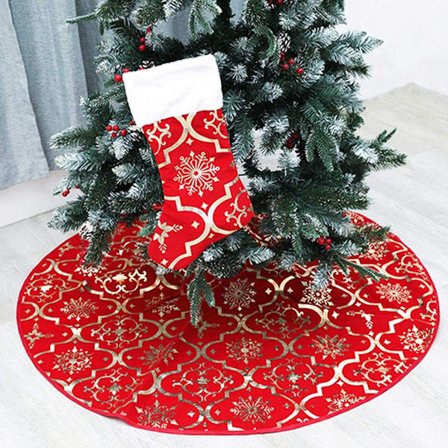 120 cm:n joulukuusen hame, jossa on suuret joulusukat, punainen plyysikuusen S