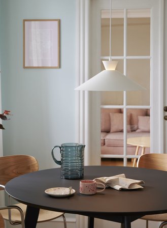 Dial 45 taklampe - hvit