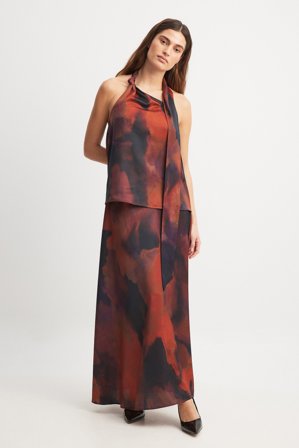 NA-KD - Maxiskjørt i sateng - Satinkjoler - Flerfarget - EU 34