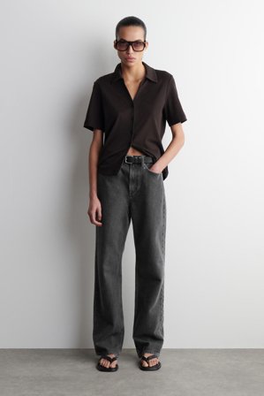 COS Women's Column Straight Leg Jeans in Black