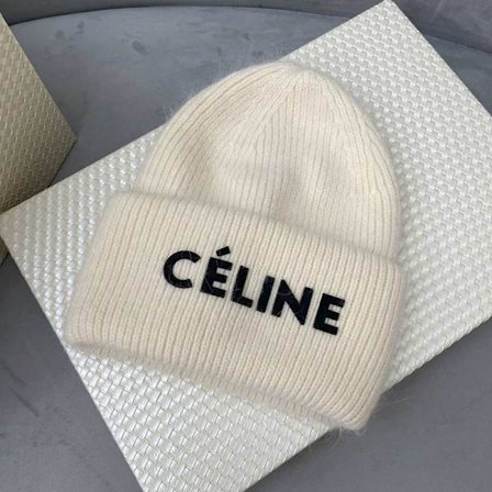 CELINE logo strikket hue, kaninpelsblanding, varm og alsidig - Beige