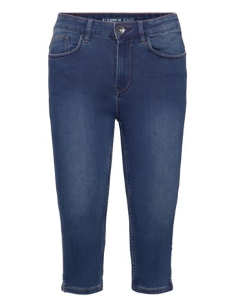 Garcia | Celia Capri | 26