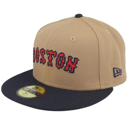 New Era - MLB Beige fitted Czapka Z Daszkiem - Boston Red Sox Classic 8-bit Wordmark Khaki/Black Fitted @ Hatstore