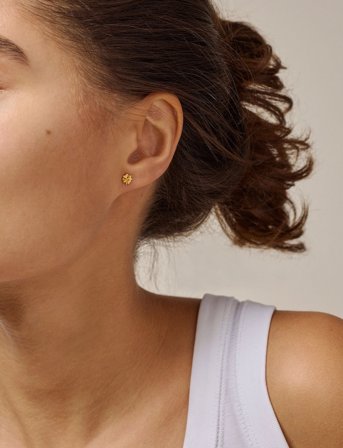 Enamel Copenhagen Studs, Organic Clover Mini - Gold - ONE SIZE