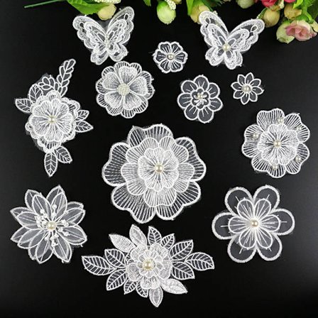 12 stk. hvide broderede blondeblomster-applikationer til dekoration