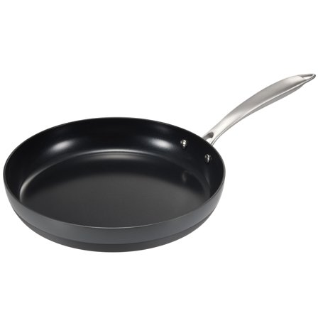 Dorre Coria stekpanna 24 cm, svart | Matlagning > Kokkärl & Stekpannor > Stekpannor | Bagaren och Kocken