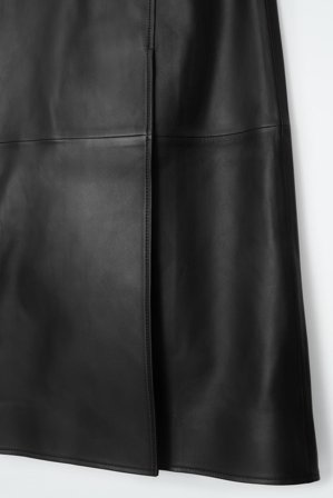 COS Women's Leather Midi Skirt in Black