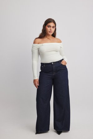 NA-KD Off Shoulder Top - Off shoulder-toppe - Råhvid - M
