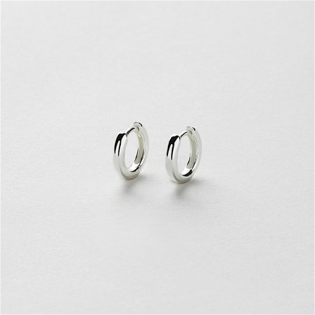 Faye Hoops - Örhängen (XS) - Sterling Silver - Safira