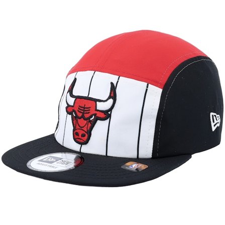 New Era - Chicago Bulls NBA Tipoff Camper Black/White/Red 5-panel 5panel Red Cap - NBA @ Hatstore