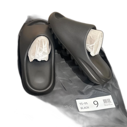 Svarta slides YS-01 strl 9 (Yeezy slides)