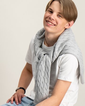 GANT SHIELD COTTON CABLE C-NECK Grå Tröjor Kille - Kids Brand Store