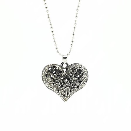 Hollowing out heart pendant necklace