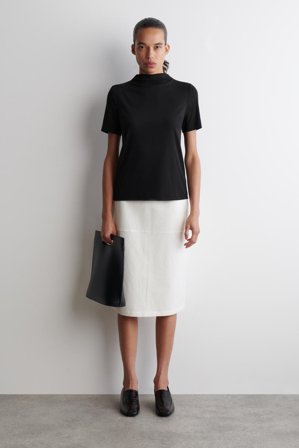 COS Women's T-Shirt In Jersey Drappeggiata in Nero