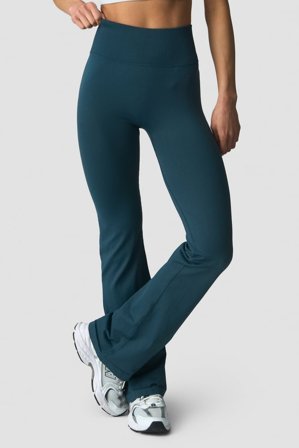 ICANIWILL - Define Seamless Flared Tights Dark Dusty Teal - Träningstights - Dam - Träningskläder från ICIW