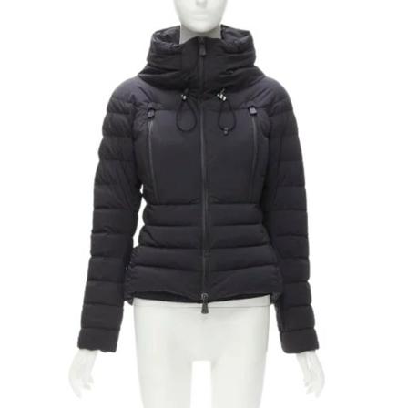 Moncler Pre-owned Pre-owned Nylon outerwear , Zwart , Dames , Maat: S Vintage Jassen