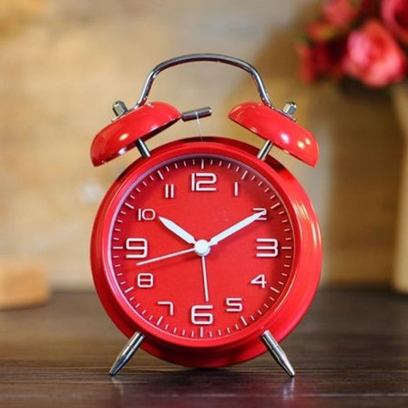 4 tums sovrum sängbord tredimensionell digital tyst väckarklocka med ljus (