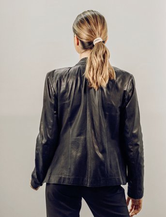 Corinne Leather Band Short Narrow Bendable - Cream - ONE SIZE