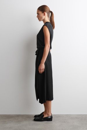COS Women's Gonna Midi In Lana Con Effetto A Portafoglio in Nero