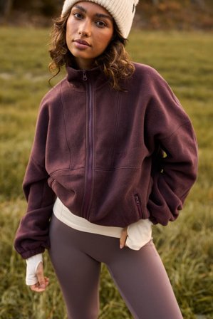 Essential Fleece Dark Burgundy