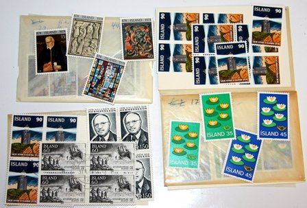 Island - Lot med dubletter 24 poser og 2 mindre lagermapper