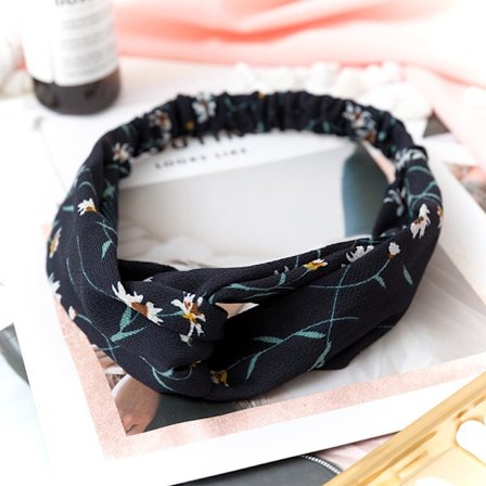 Hair band with floral pattern