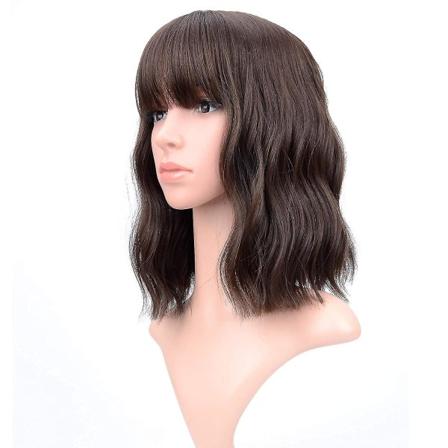 Korta Bob Peruker Naturlig Brun Vågig Peruk Med Air Bangs Kvinnors axellängd Peruk Curly Vågig Syntet