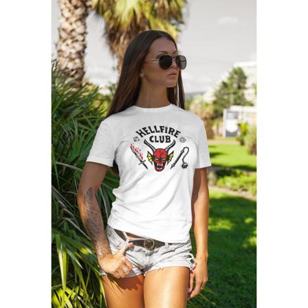 Vit T-shirt Inspirerad Av Stranger Things Hellfire Logo Unisex 120cl 6-7 År
