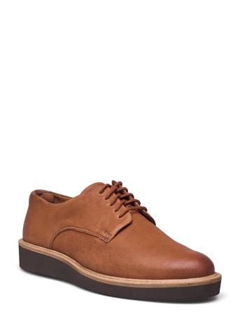 Baille Stitch Brown Clarks