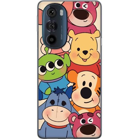 Motorola Edge 30 Pro Genomskinligt Skal Söta Disneyfigurer som Nalle Puh, Tiger, Nasse, Lotso och Alien poserar tillsammans i färgglad och lekfull s