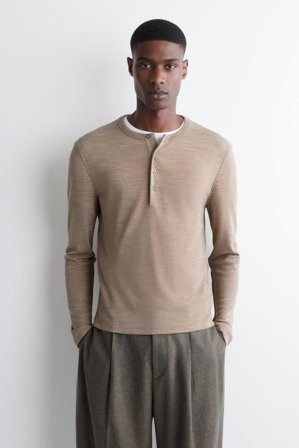 COS Homme Haut Henley En Laine Mélangée in Beige