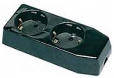 LKB 2403246 Grenuttak 2-veis, jordet, Stikkontakter & kabler